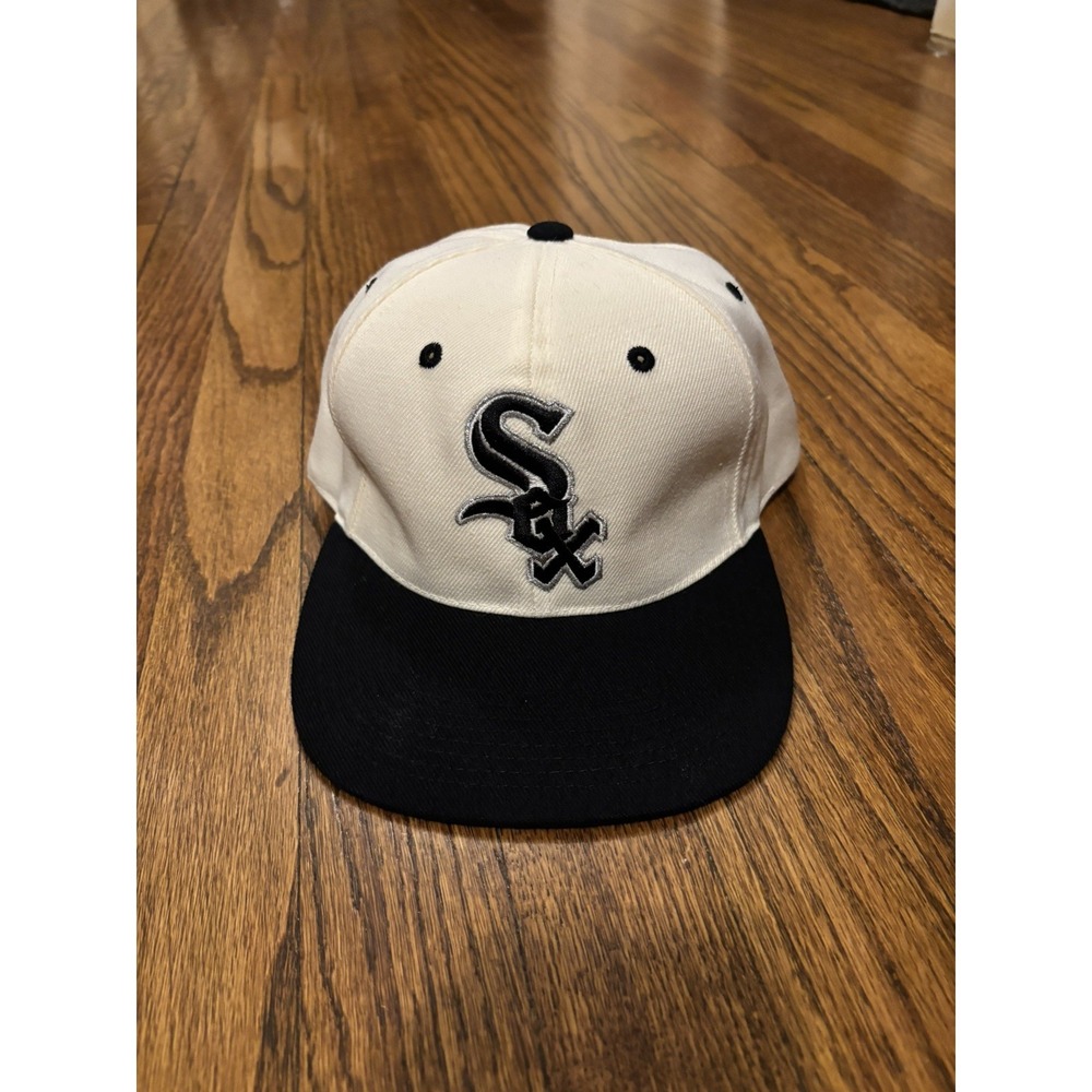 Sports Specialties Chicago White Sox Snapback Hat Cap MLB Cream Black